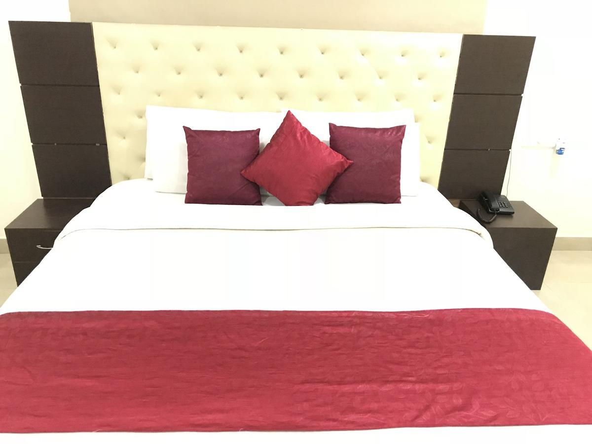 Ankitha Stay Inn Hyderabad Eksteriør billede